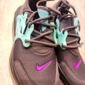 Brand new kids boys girls Nike shoes